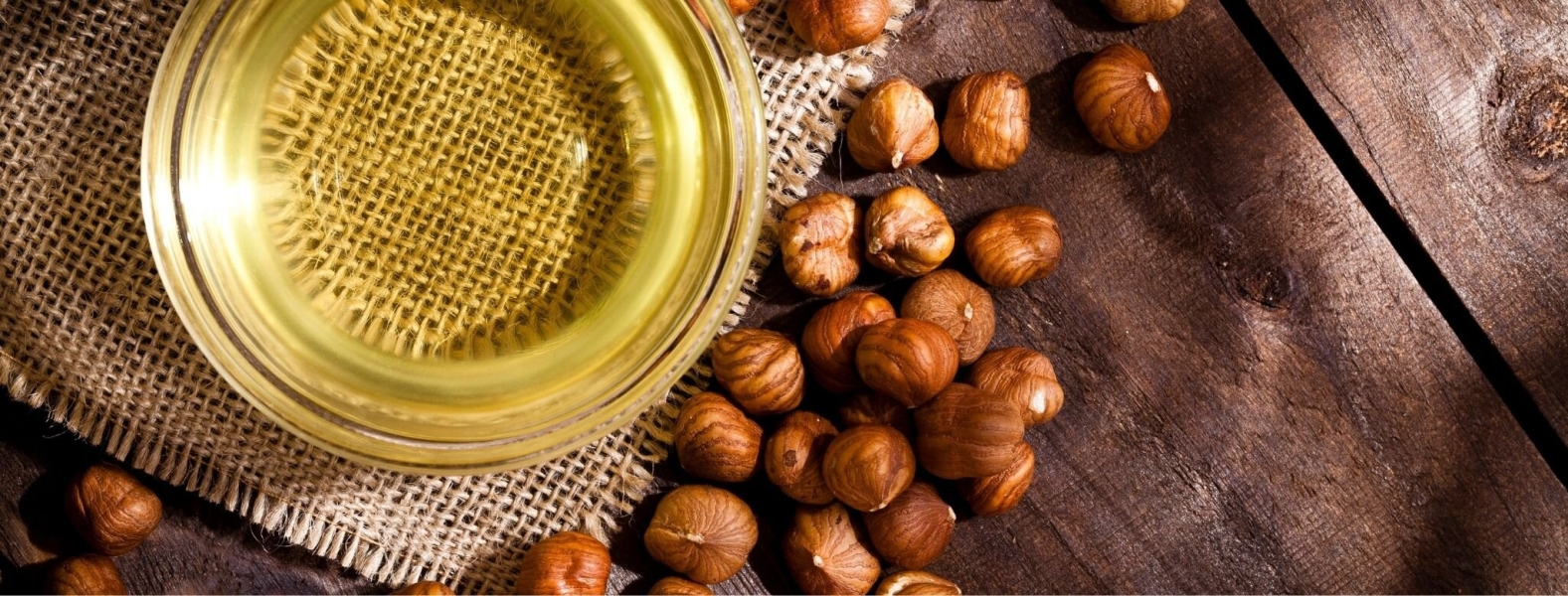 Hazelnut oil